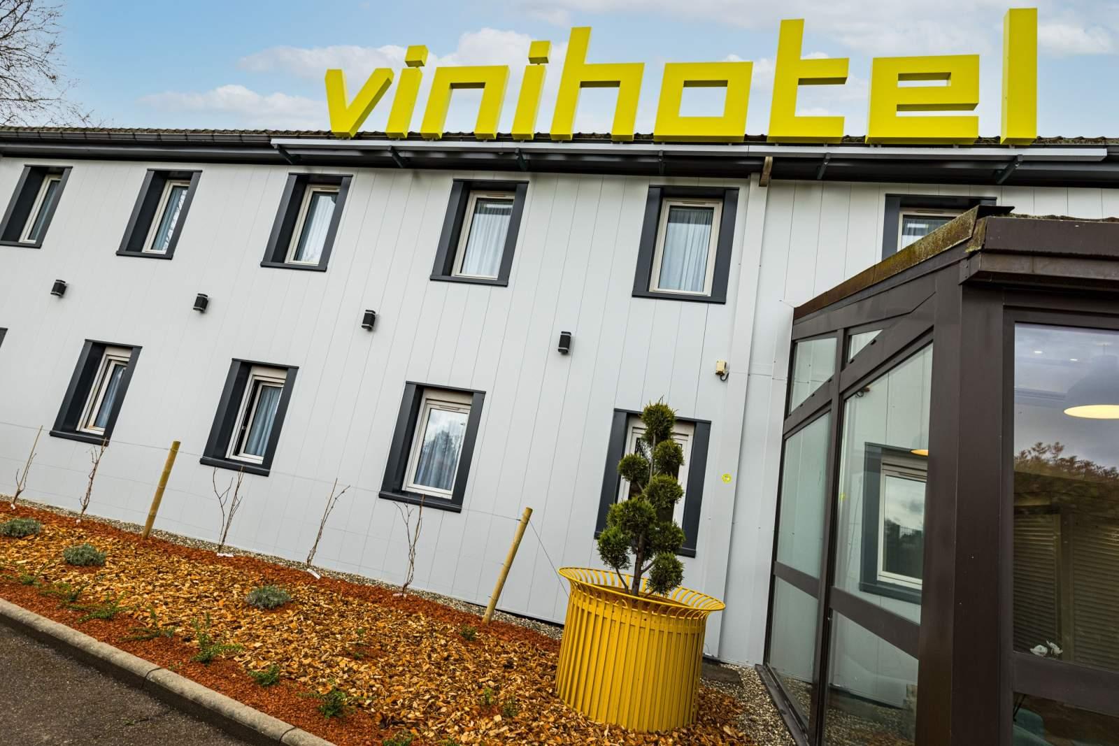 Vini Hotel ボーヌ エクステリア 写真