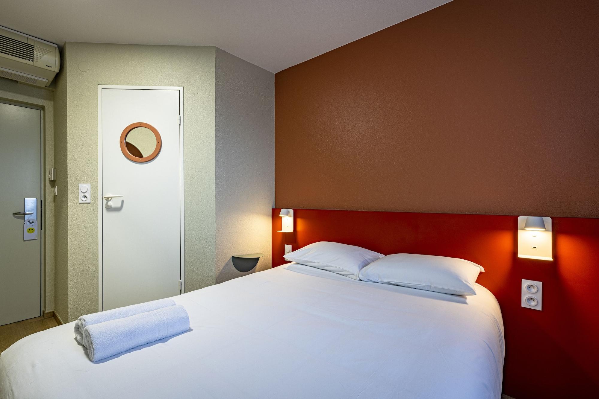 Vini Hotel ボーヌ エクステリア 写真