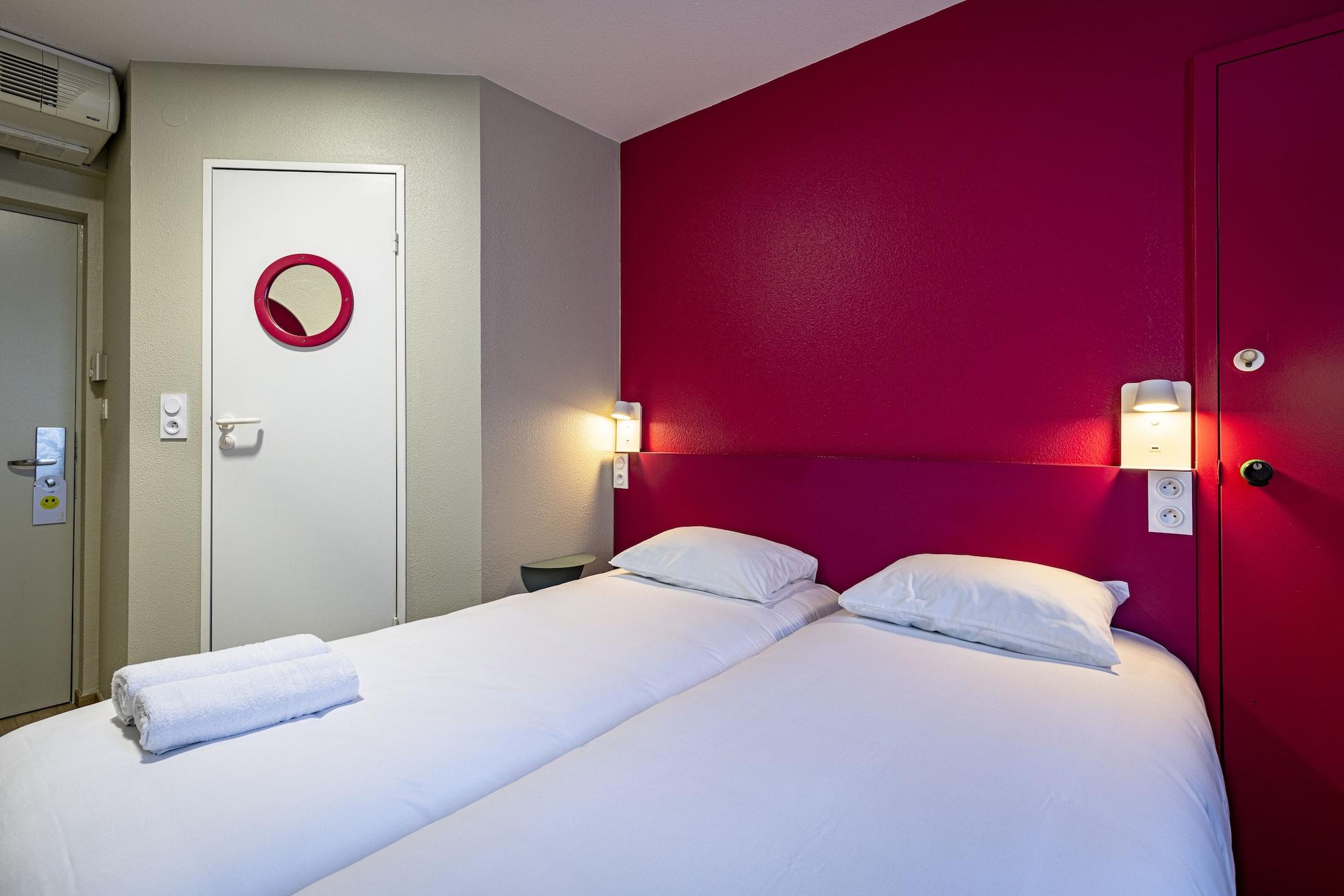 Vini Hotel ボーヌ エクステリア 写真